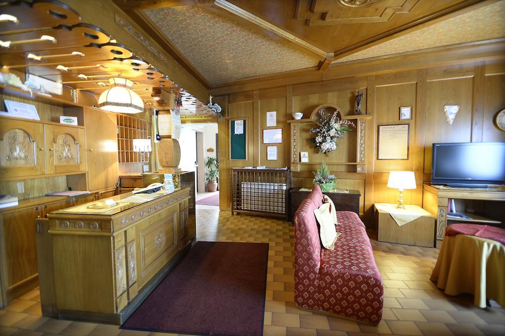 Albergo Valbella Галион Екстериор снимка